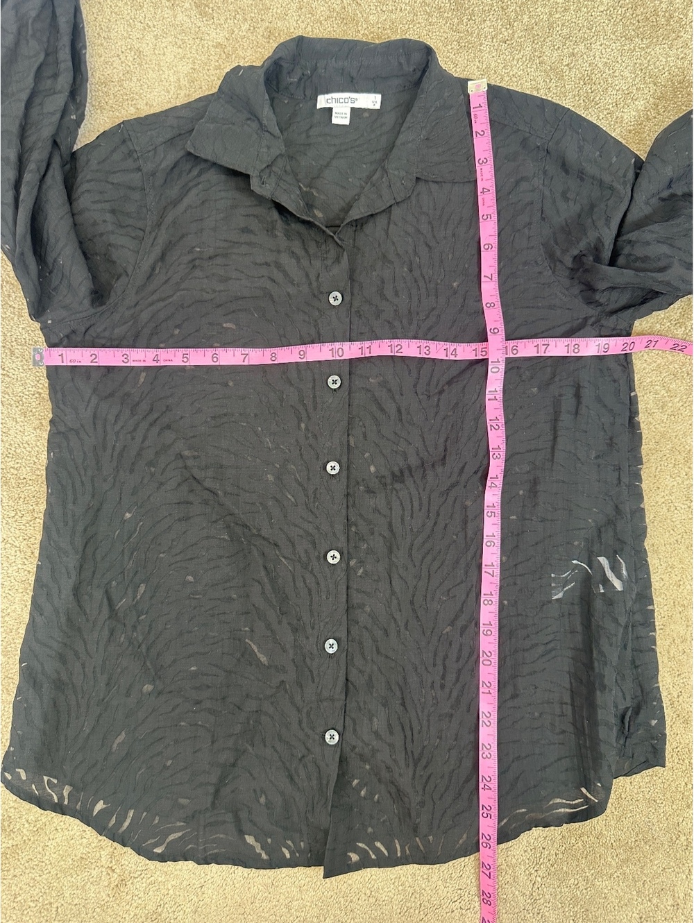 Women’s Chico’s Sz 1 (M) Black Sheer Zebra Stripe Button Up Balloon Sleeve Shirt - Picture 7 of 7